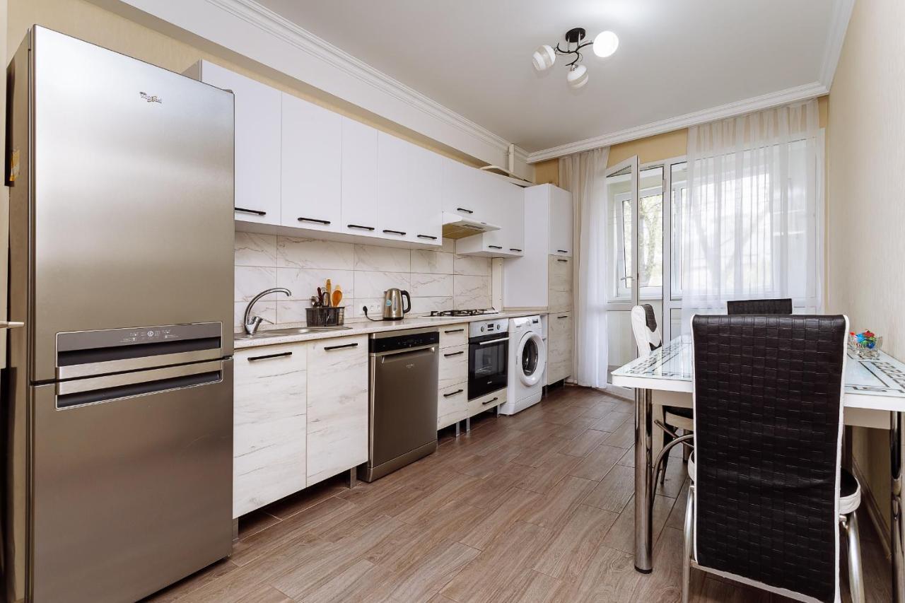 Apartament Confortabil In Centrul Orasului! Кишинів Екстер'єр фото